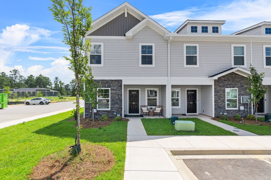 Representative exterior photo of a completed home built from the Palmetto II by McGuinn Homes in Clarke Townes, Anderson, SC (Image 28).