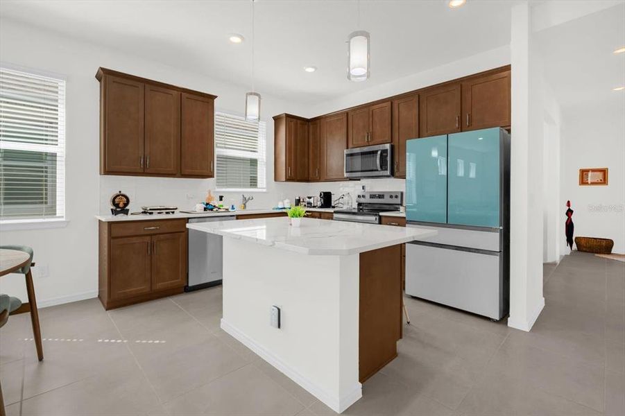 Furnished interior view inside a new home in Tohoqua Reserve, Kissimmee (Image 13).