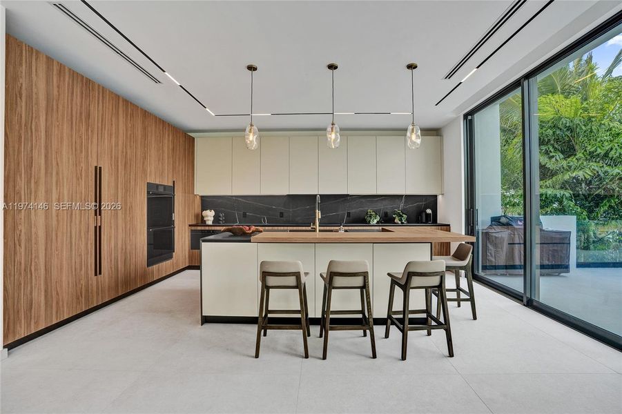 Image 69 of a home in .