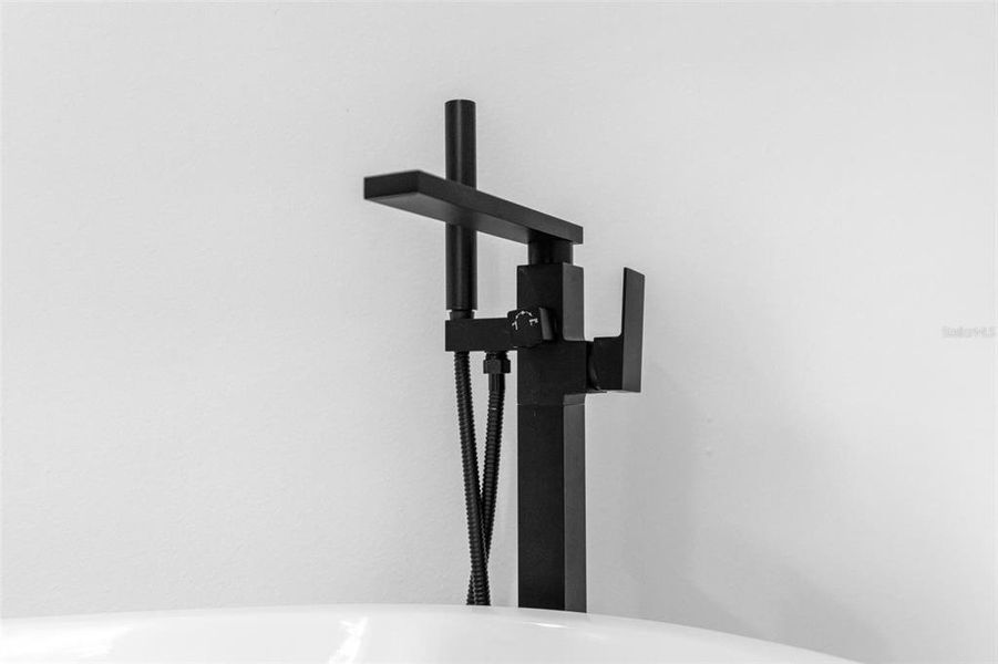 Close-up of interior finishes inside a home in , Citrus Springs (Image 10).