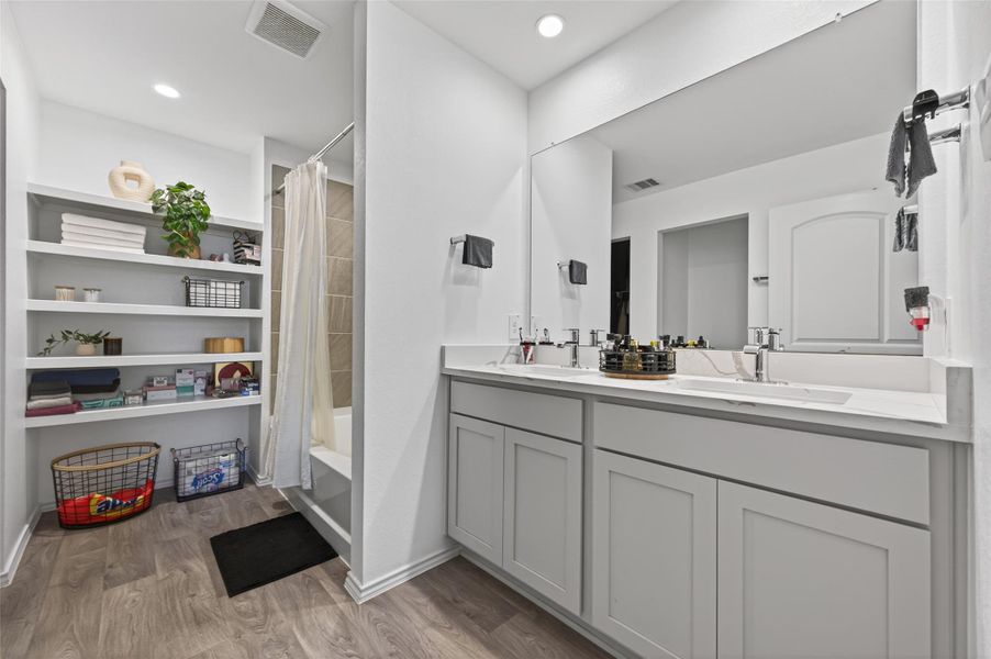 Furnished interior view inside a new home in , Spring (Image 40). Furnished interior view inside a new home in , Spring (Image 40).