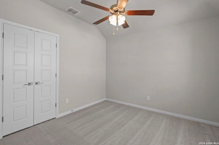 Spacious, unfurnished interior of a new home in Bricewood, San Antonio (Image 14).