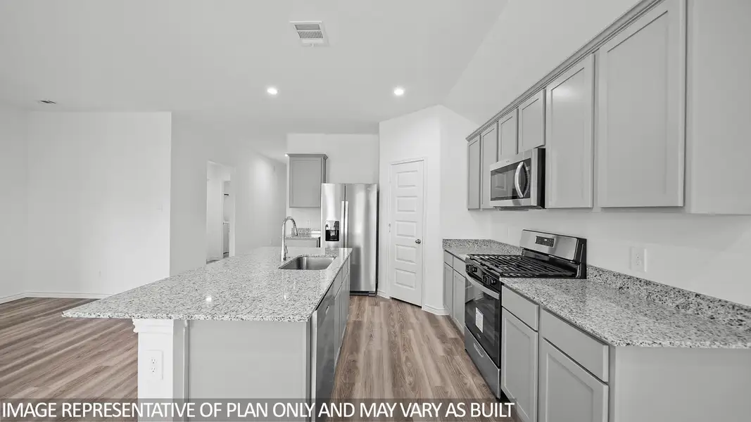 Representative furnished interior of a home built from the Harris by D.R. Horton in Holly Trails, Sour Lake (Image 7).