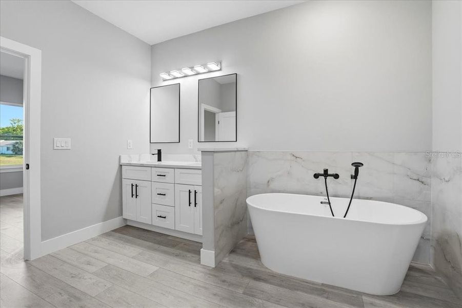 Furnished interior view inside a new home in , Port Charlotte (Image 14).