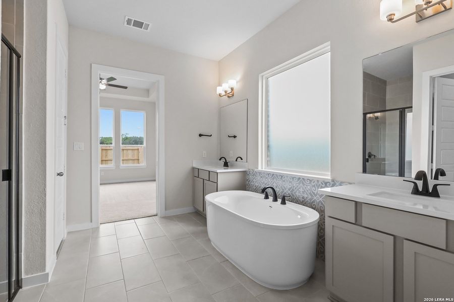 Furnished interior view inside a new home in Buffalo Crossing, Cibolo (Image 20).