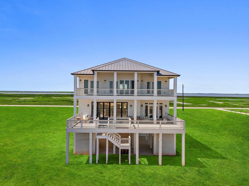 Rear of Beachhouse. Rear of Beachhouse.