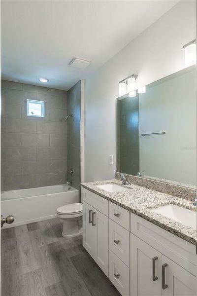 Furnished interior view inside a new home in , Orlando (Image 12).