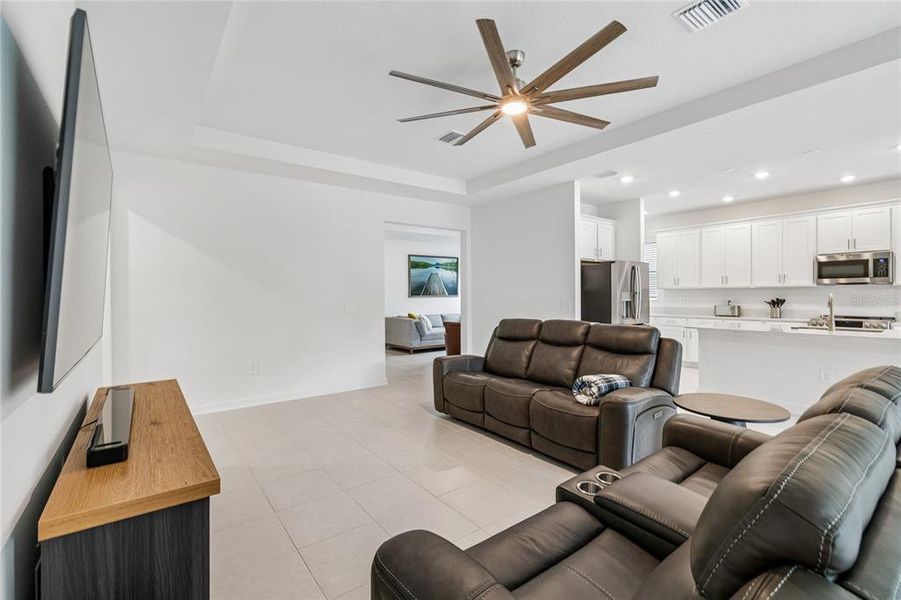 Furnished interior view inside a new home in Providence, Davenport (Image 37).