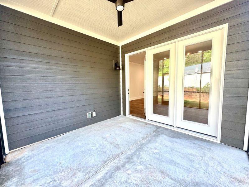 Spacious, unfurnished interior of a new home in Cumberland, Concord (Image 15).