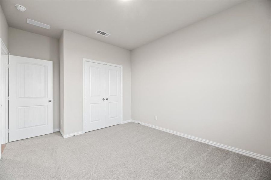 Spacious, unfurnished interior of a new home in Oak Valley, Oak Ridge (Image 33).