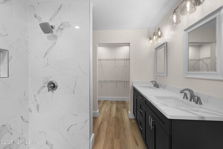 Furnished interior view inside a new home in , Crescent City (Image 7).