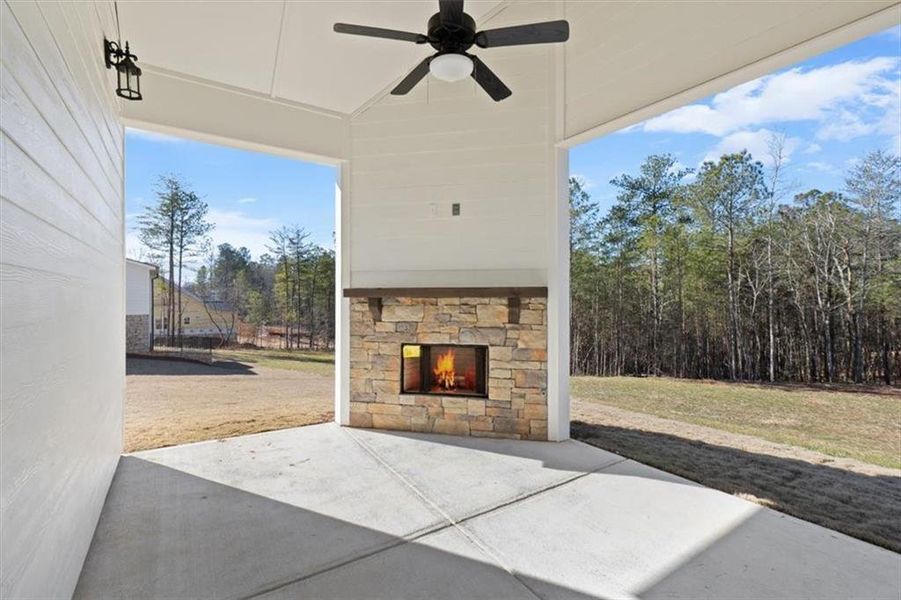 Exterior details and patio area of a home in , Waleska (Image 27).