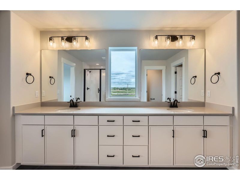 Furnished interior view inside a new home in Barefoot Lakes, Longmont (Image 9).