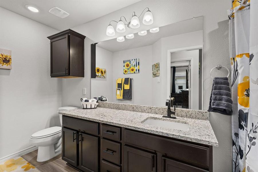 Furnished interior view inside a new home in Foxborough, Waco (Image 14).