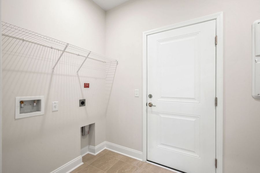 Spacious, unfurnished interior of a new home in Del Webb Savannah at Heartwood, Richmond Hill (Image 28). Spacious, unfurnished interior of a new home in Del Webb Savannah at Heartwood, Richmond Hill (Image 28).