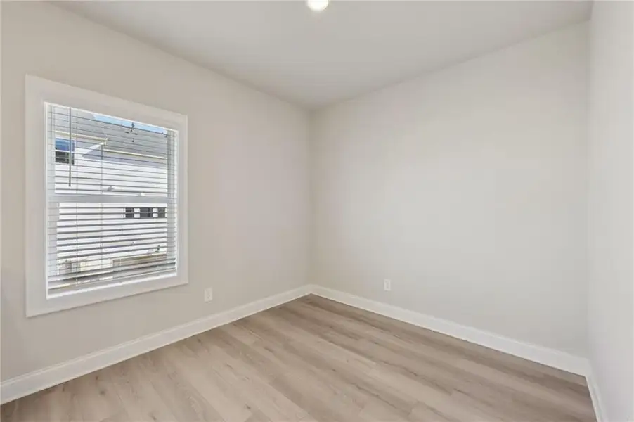 Spacious, unfurnished interior of a new home in , Lawrenceville (Image 25).