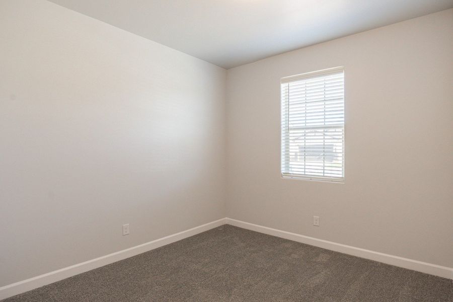 Spacious, unfurnished interior of a new home in Paseo Del Este, El Paso (Image 23).