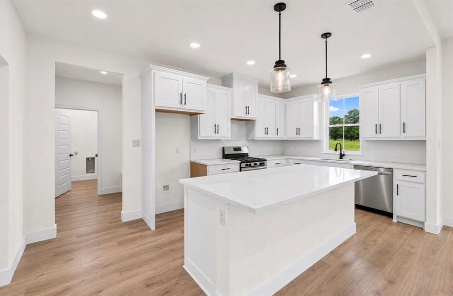 Furnished interior view inside a new home in , Millsap (Image 9).