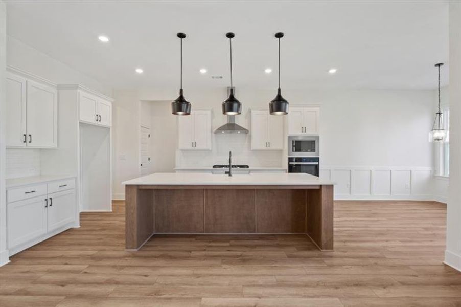 Furnished interior view inside a new home in , Gainesville (Image 10).