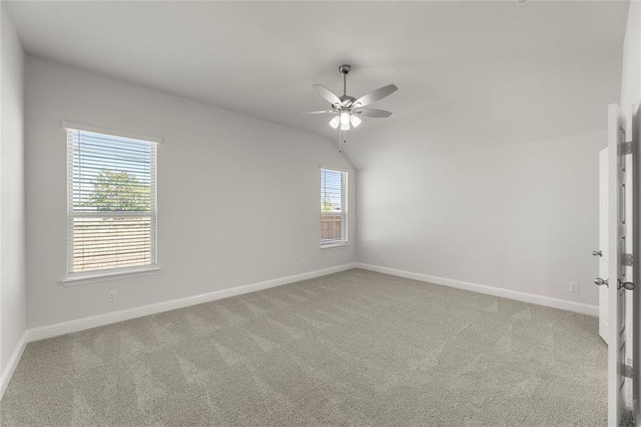 Spacious, unfurnished interior of a new home in Arcadia Trails, Balch Springs (Image 27).