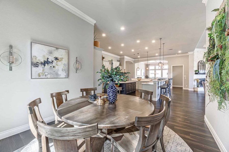 Representative furnished interior of a home built from the 4290 by Ravenna Homes in Artavia 70′, Conroe (Image 8). Representative furnished interior of a home built from the 4290 by Ravenna Homes in Artavia 70′, Conroe (Image 8).