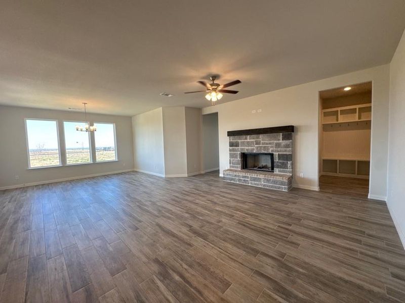 Spacious, unfurnished interior of a new home in Fairview Meadows, New Fairview (Image 10).