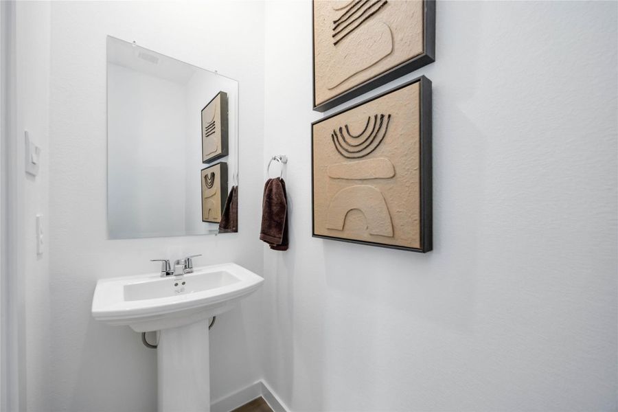 Furnished interior view inside a new home in Highland Court, Houston (Image 8).