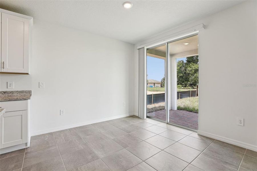 Spacious, unfurnished interior of a new home in Hamilton Bluff - Signature Series, Lake Hamilton (Image 38).