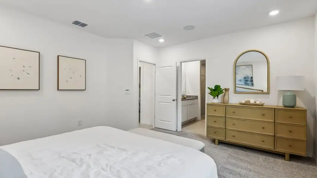 Representative furnished interior of a home built from the Maple by Maronda Homes in Cassie Oaks, Jacksonville (Image 29).