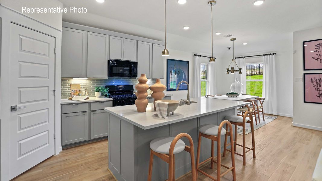Furnished interior view inside a new home in Patriot Estates, Venus (Image 4).