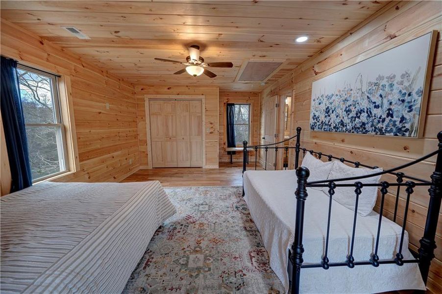 Image 76 of a home in .