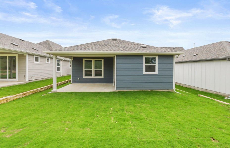 Exterior details and patio area of a home in Sun City Texas, Georgetown (Image 3).
