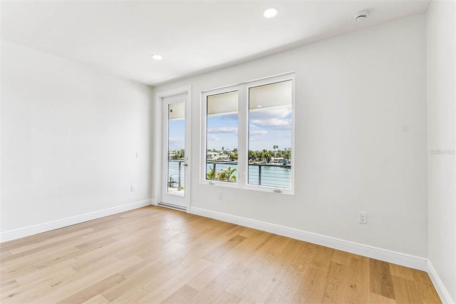 Spacious, unfurnished interior of a new home in , Treasure Island (Image 21). Spacious, unfurnished interior of a new home in , Treasure Island (Image 21).