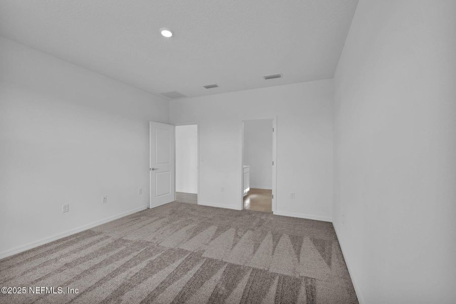 Spacious, unfurnished interior of a new home in Hyland Trail, Green Cove Springs (Image 12). Spacious, unfurnished interior of a new home in Hyland Trail, Green Cove Springs (Image 12).