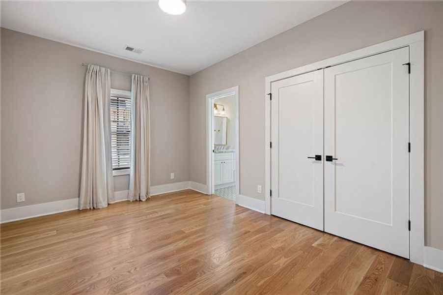 Spacious, unfurnished interior of a new home in , Atlanta (Image 47). Spacious, unfurnished interior of a new home in , Atlanta (Image 47).