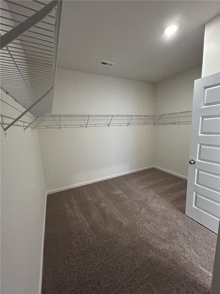 Image 21 of a home in Emerald Oaks Estates.