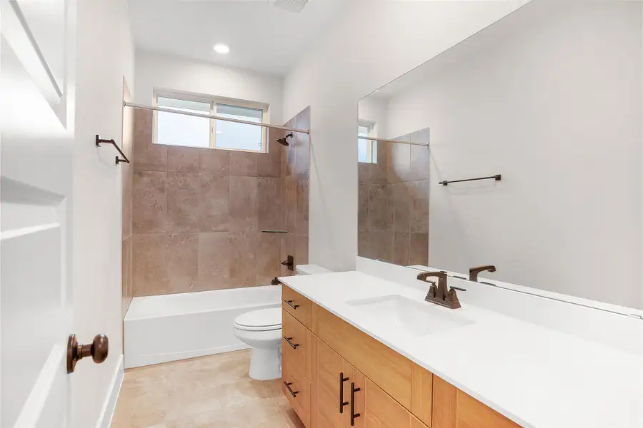 *PHOTO REPRESENTATIVE OF FLOORPLAN ONLY*