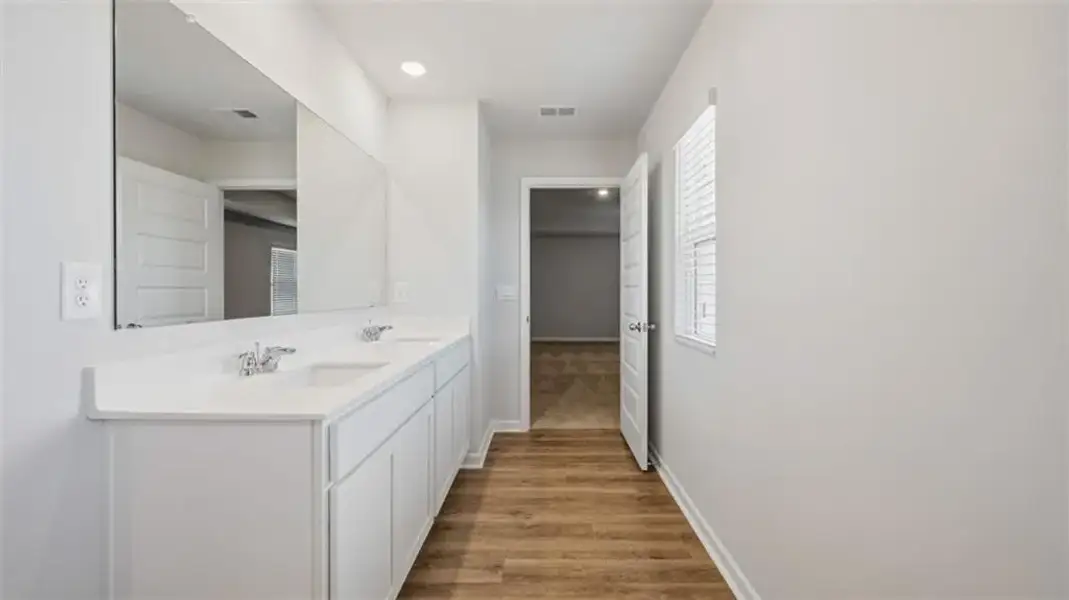 Furnished interior view inside a new home in Poplar Preserve, Newnan (Image 6).