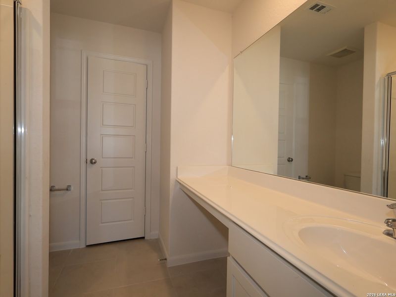 Furnished interior view inside a new home in Jordan's Ranch, San Antonio (Image 9). Furnished interior view inside a new home in Jordan's Ranch, San Antonio (Image 9).