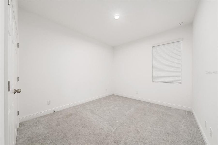 Spacious, unfurnished interior of a new home in , Groveland (Image 19).