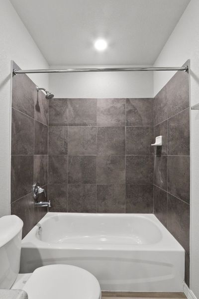 Furnished interior view inside a new home in Rancho Desierto Bello, Horizon City (Image 3).