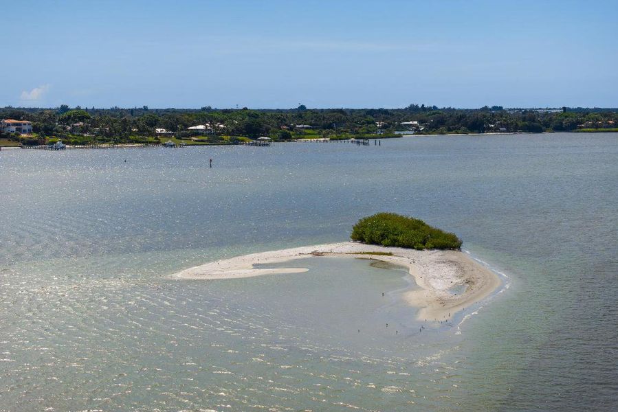 3800 SE Bent Banyan Way, Stuart, FL 3499 3800 SE Bent Banyan Way, Stuart, FL 3499