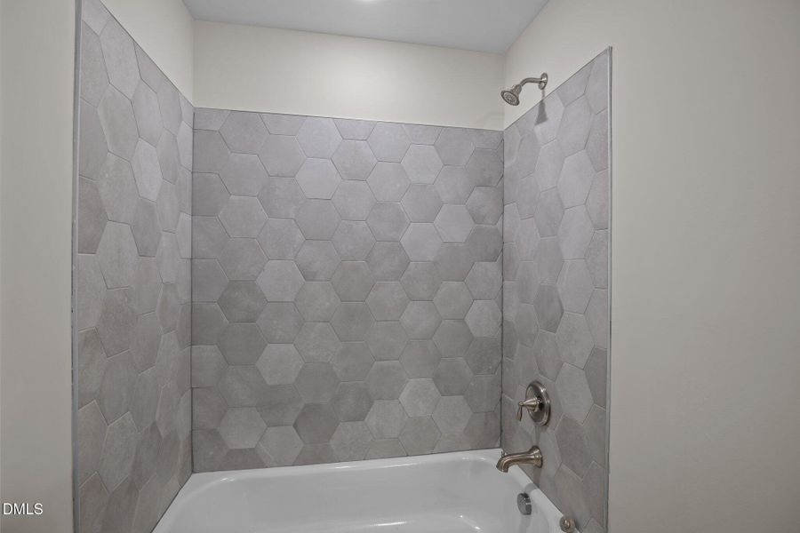 5010 Stone Creek L300028 5010 Stone Creek L300028