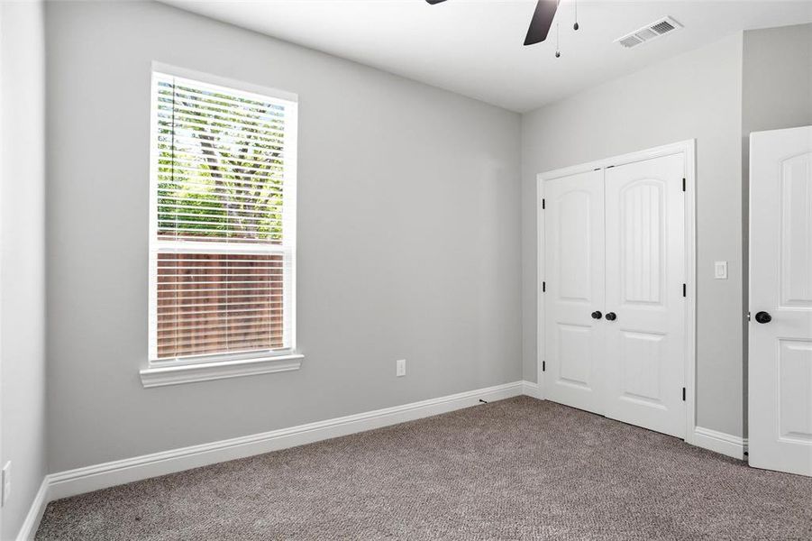 Spacious, unfurnished interior of a new home in , Alvarado (Image 13).