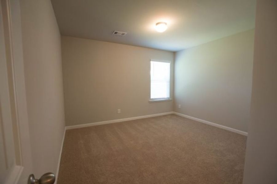 Representative unfurnished interior of a home built from the Glade by Piedmont Residential in Meadowyn, Cartersville (Image 15).