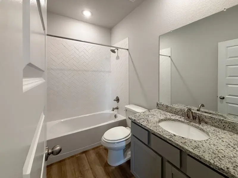 21109 Jordans Ranch Way - Rushmore - Secondary Bathroom