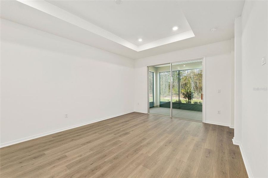 Spacious, unfurnished interior of a new home in , Ocala (Image 18).