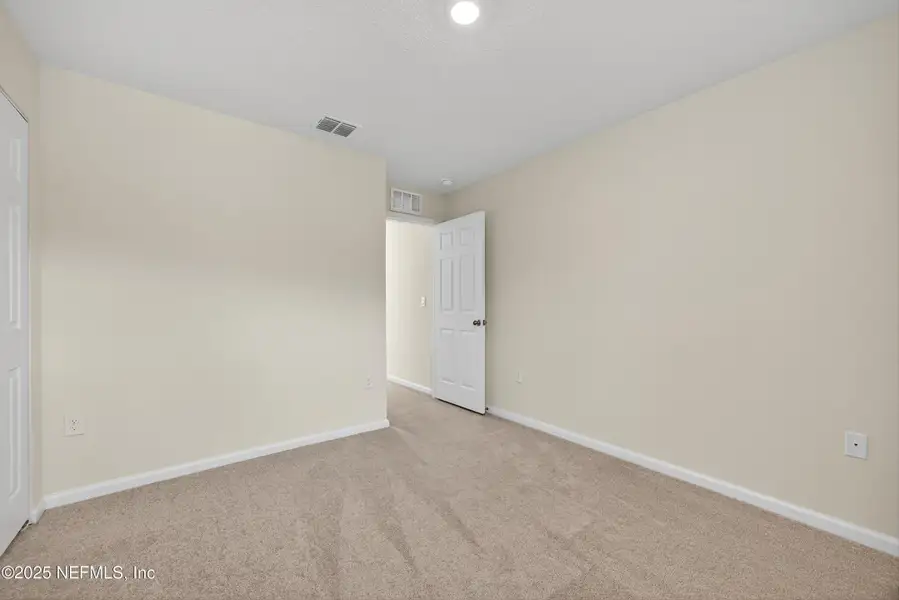 Spacious, unfurnished interior of a new home in , St. Augustine (Image 11).