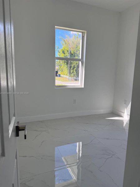 Image 17 of a home in .
