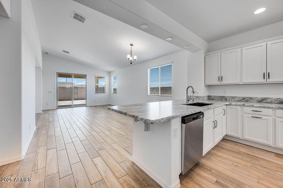 hj-az-phx-cantamia-duet-lily-lot-30135-k